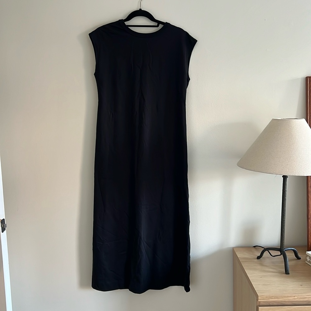 Japanese Brand (SLOANE) Black Midi Dress